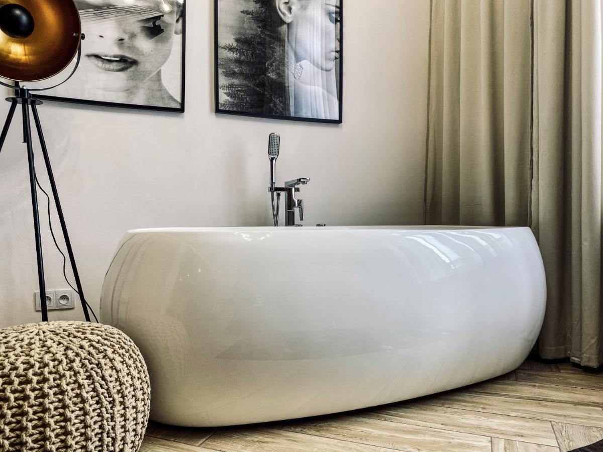 Apartment Premium Jacuzzi For Couples, Old Town Краков Экстерьер фото